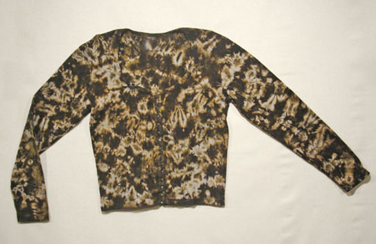 -Hook & Eye Long Sleeve Top